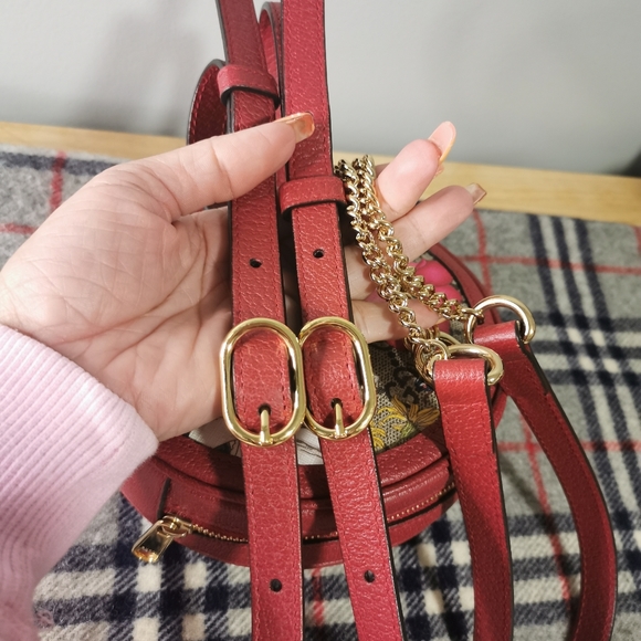 (Sold)100% Authentic Gucci Ophidia Supreme Canvas Floral Backpack - Picture 4 of 16